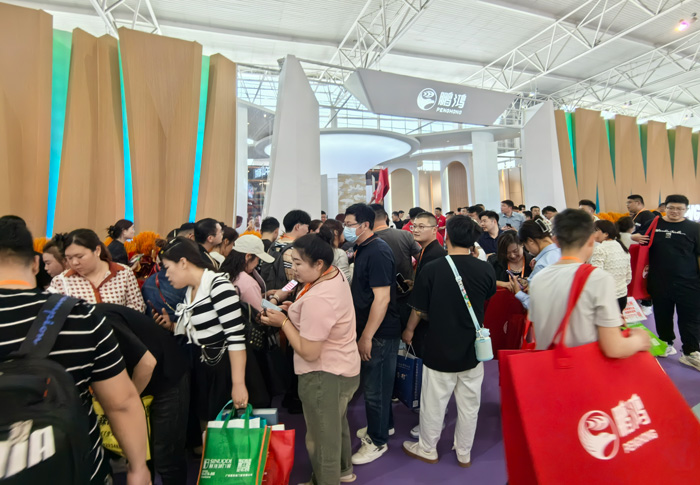 1713839540926876 J9集团临沂全屋定造展